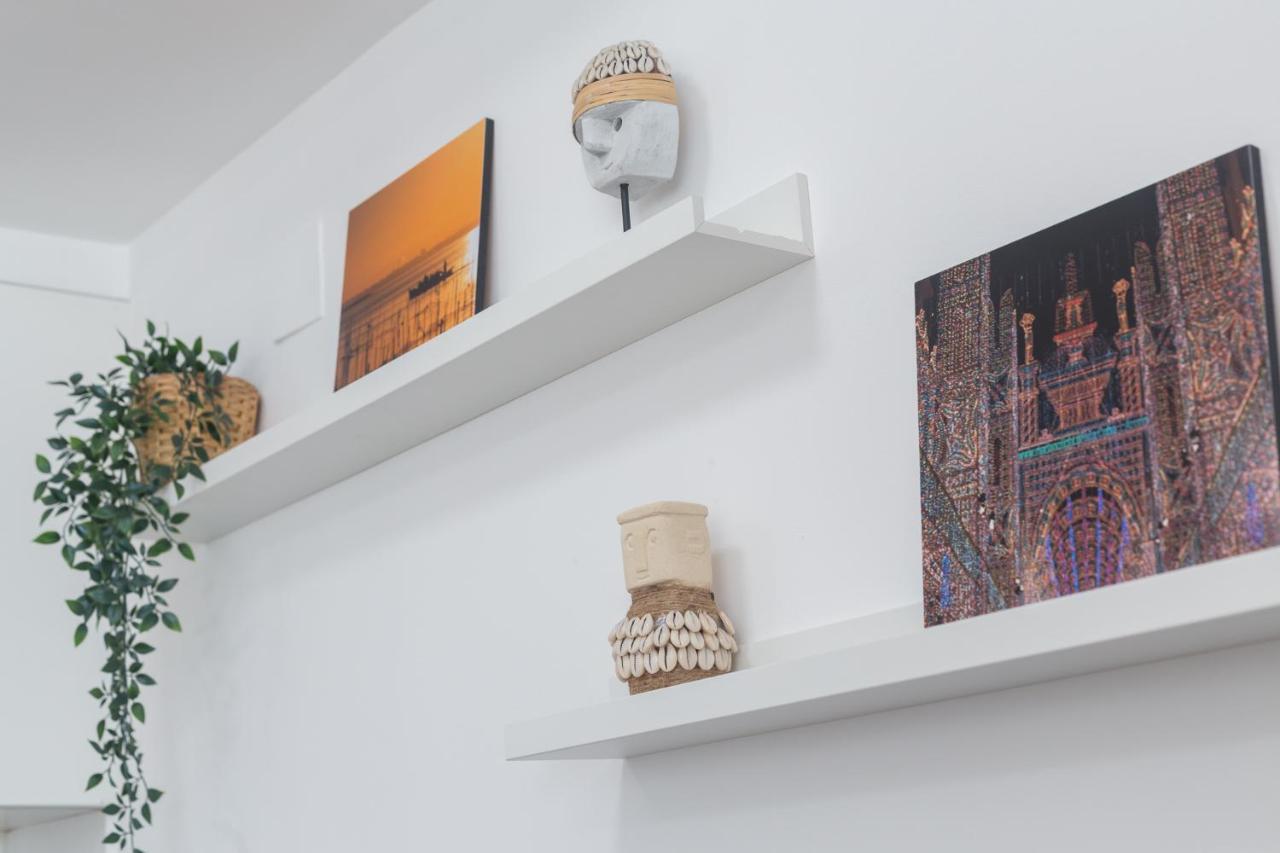 Piso Familiar Cerca Del Centro, Ac Y Wifi Gratis Apartment Valencia Exterior photo