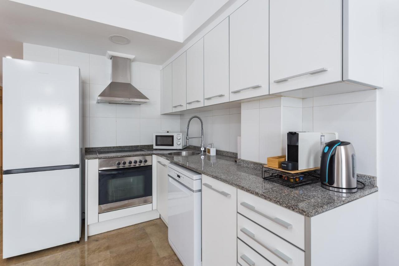 Piso Familiar Cerca Del Centro, Ac Y Wifi Gratis Apartment Valencia Exterior photo
