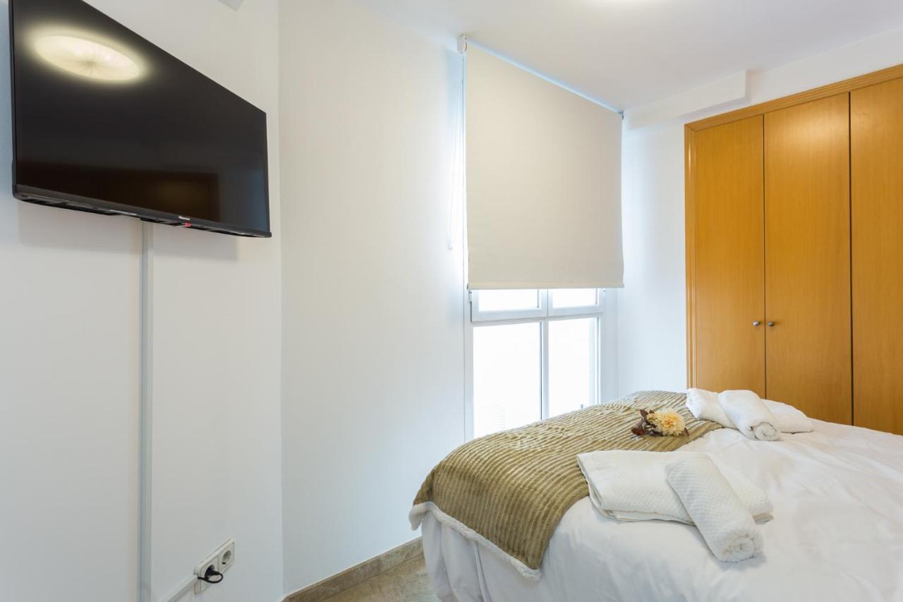 Piso Familiar Cerca Del Centro, Ac Y Wifi Gratis Apartment Valencia Exterior photo