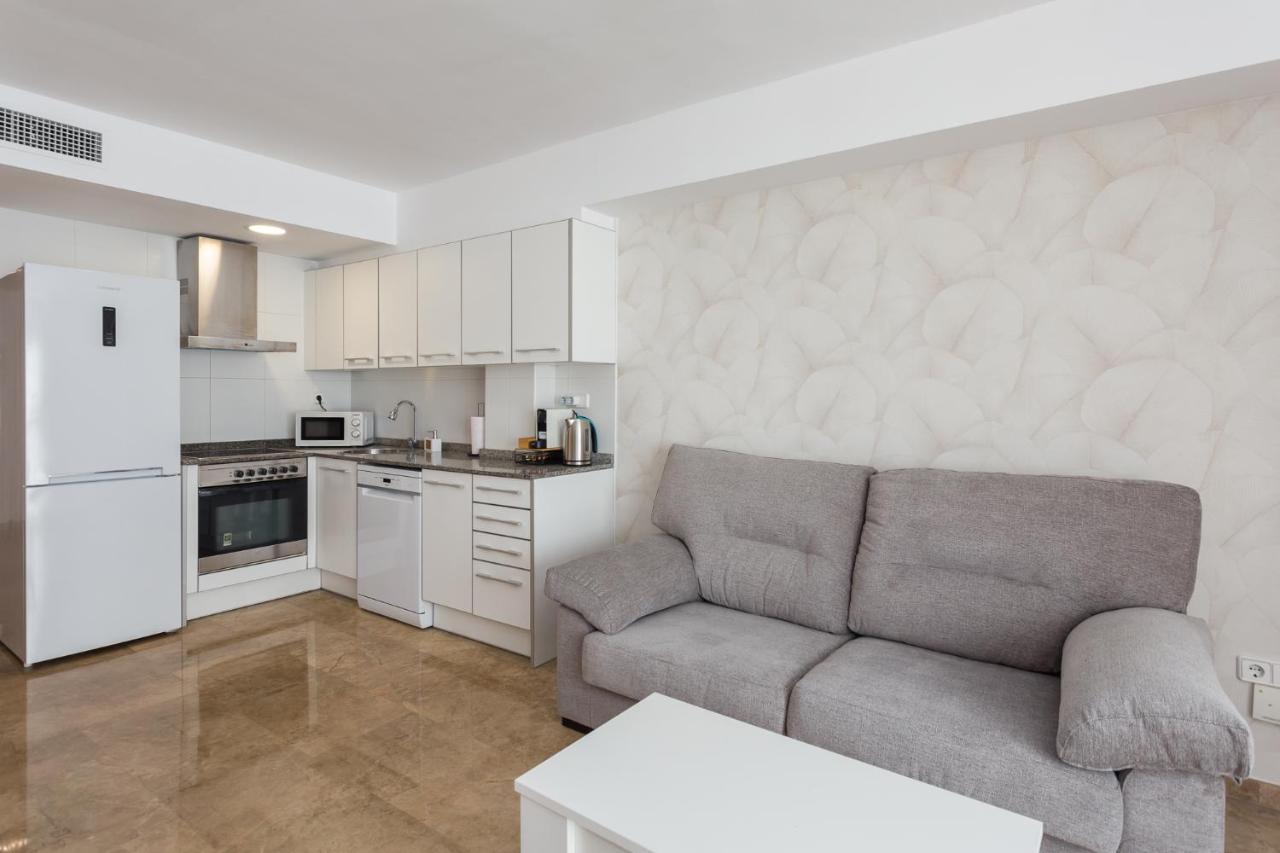Piso Familiar Cerca Del Centro, Ac Y Wifi Gratis Apartment Valencia Exterior photo