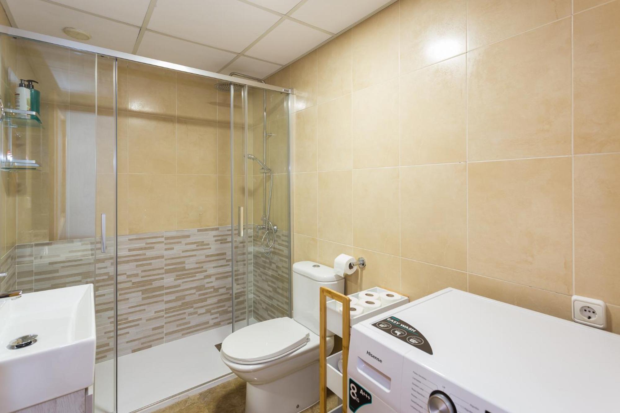 Piso Familiar Cerca Del Centro, Ac Y Wifi Gratis Apartment Valencia Exterior photo